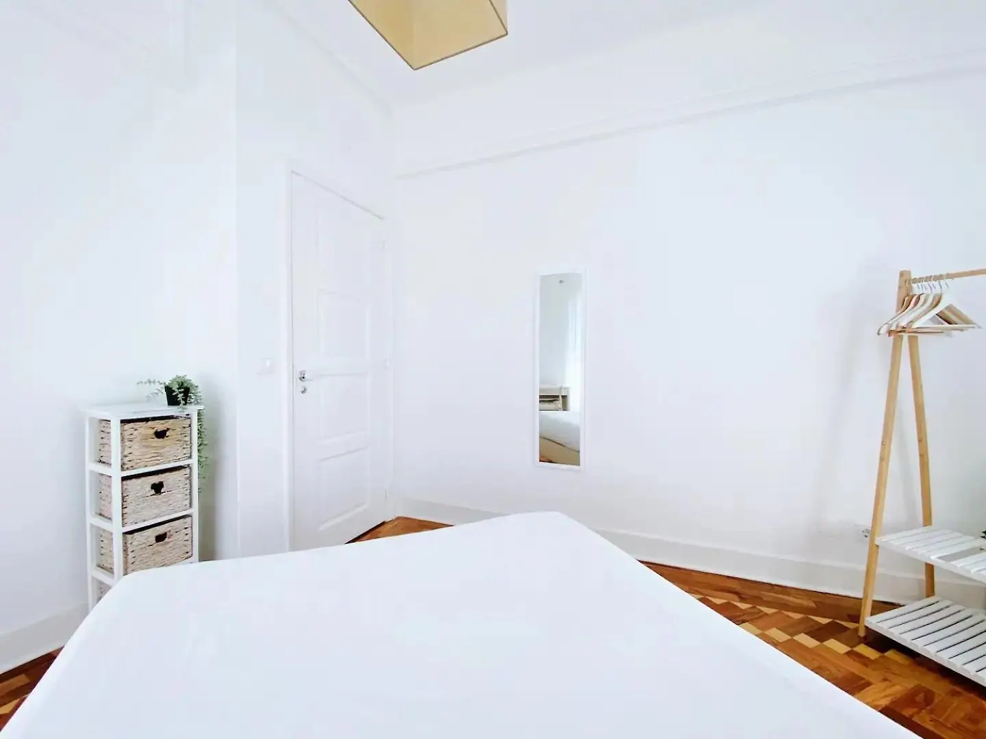 Homestay Soar Home L Marques De Pombal L Lisbon Portugal