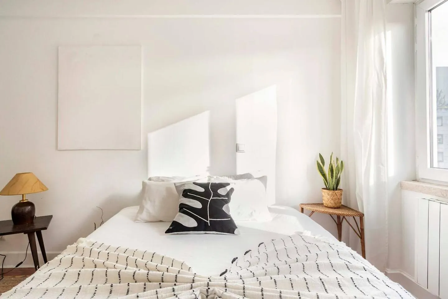 Soar Home L Marques De Pombal L Lisbon Homestay